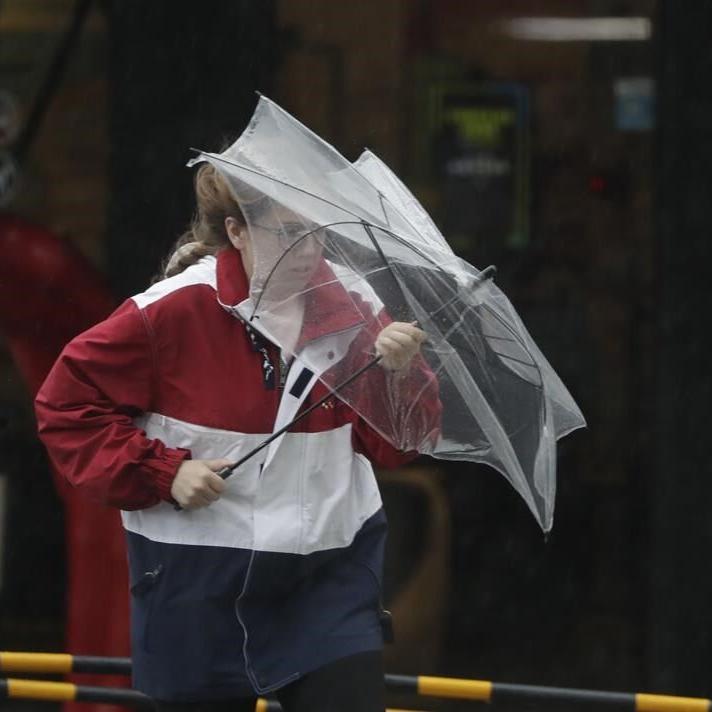Typhoon Krathon makes landfall in Taiwan, packing fierce winds and torrential rain
